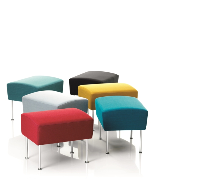cinema_footstool_p002_200711